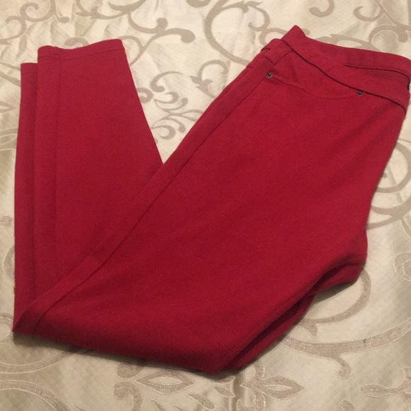 HUE Pants - Red pants